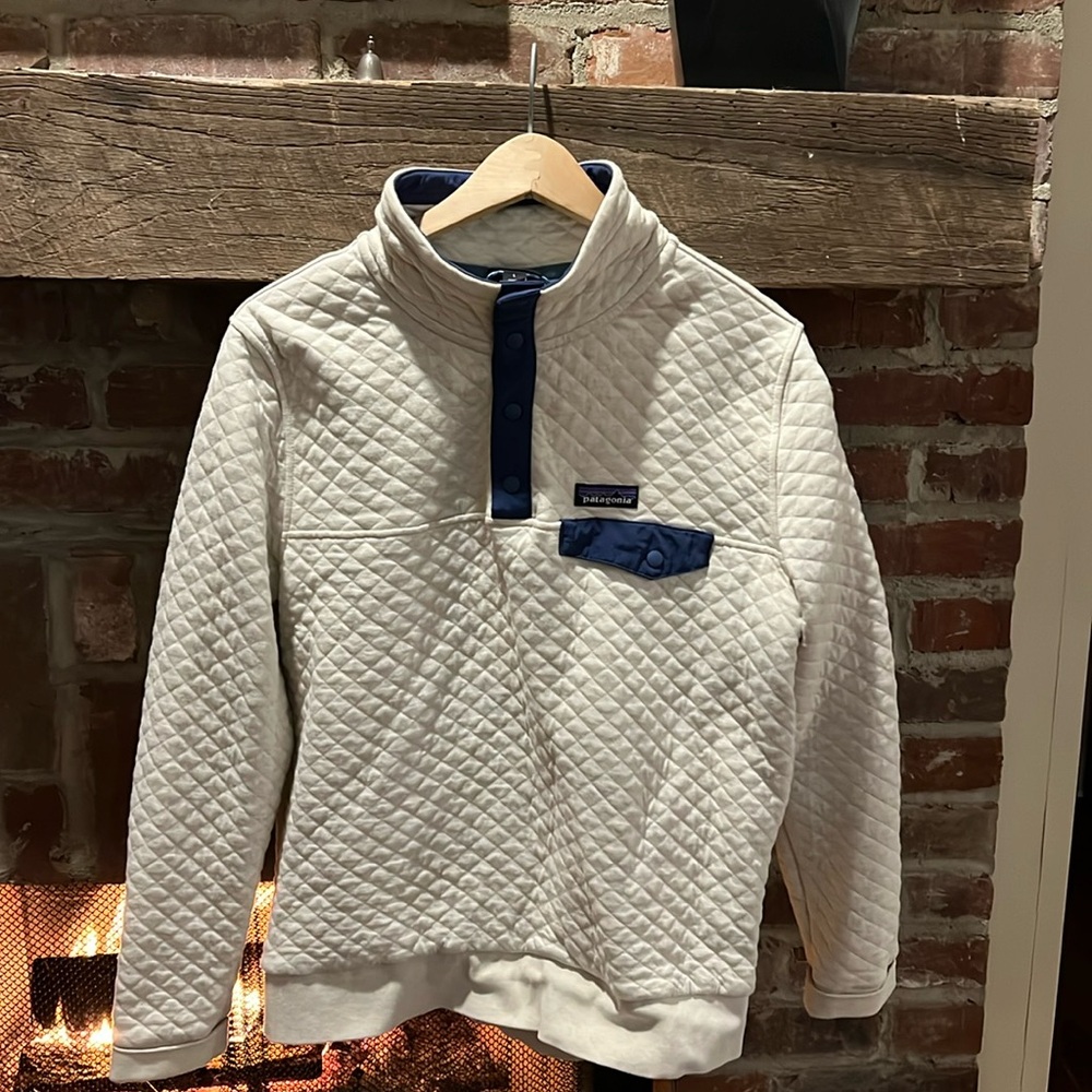 Patagonia quilted quarter snap pullover